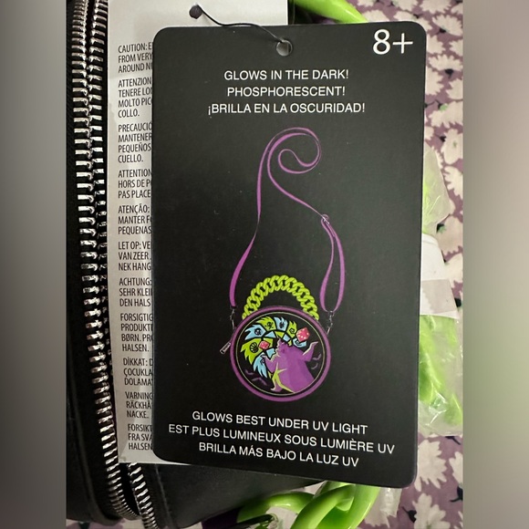 Loungefly Nightmare Before Christmas Oogie Boogie Glow In The Dark Crossbody Bag - Picture 6 of 6